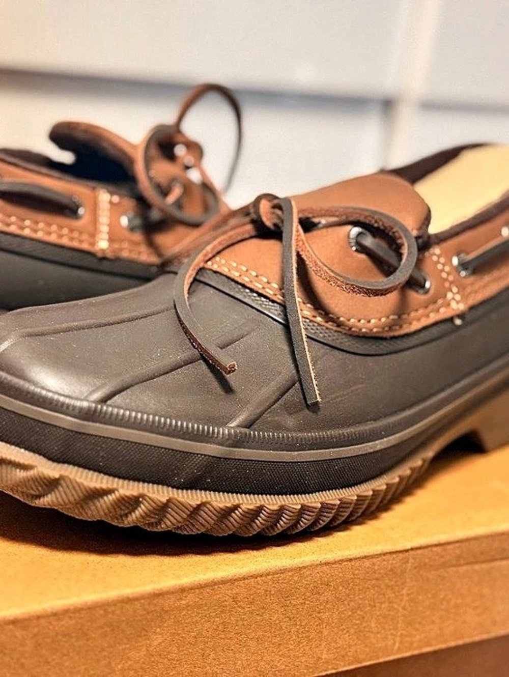 Never worn! Sperry Drake Eye TL MM-200M Boat Shoes Brown & Black US 8.5